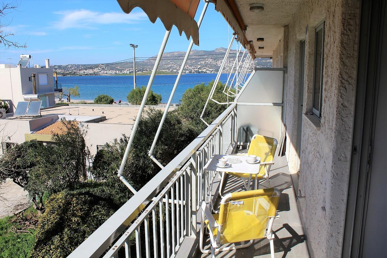 Apartment Sea View In Front Of The Beach Of Agia Marina Pórto Ráfti Exterior foto